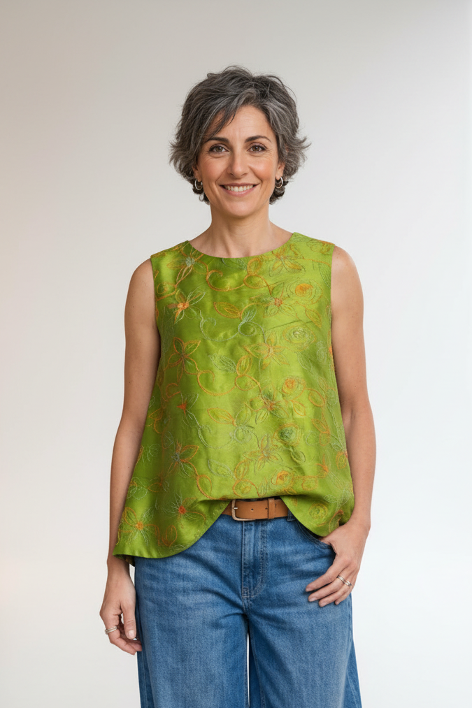 Blusa in seta ricamata P/E 134